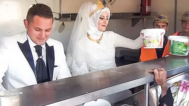 5 Kisah Mengagumkan Orang-orang yang Membantu Pengungsi