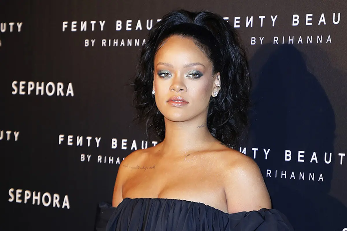 [Bintang] Rihanna