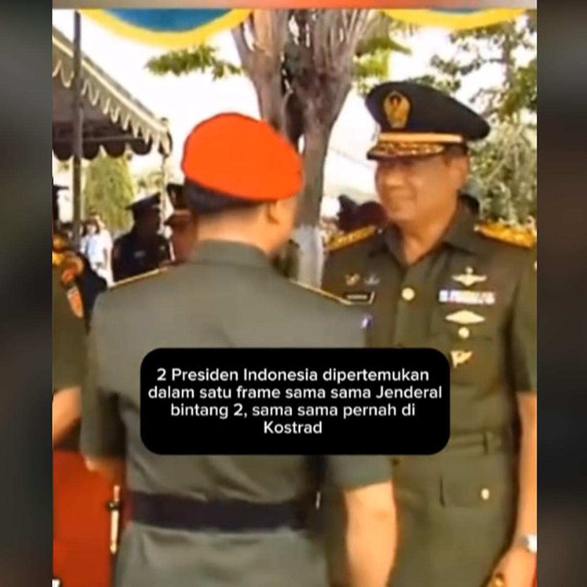 Momen Lawas Prabowo & SBY Ngobrol Serius, Sama-Sama Berseragam Jenderal TNI Bintang 2 & Pegang Tongkat Komando
