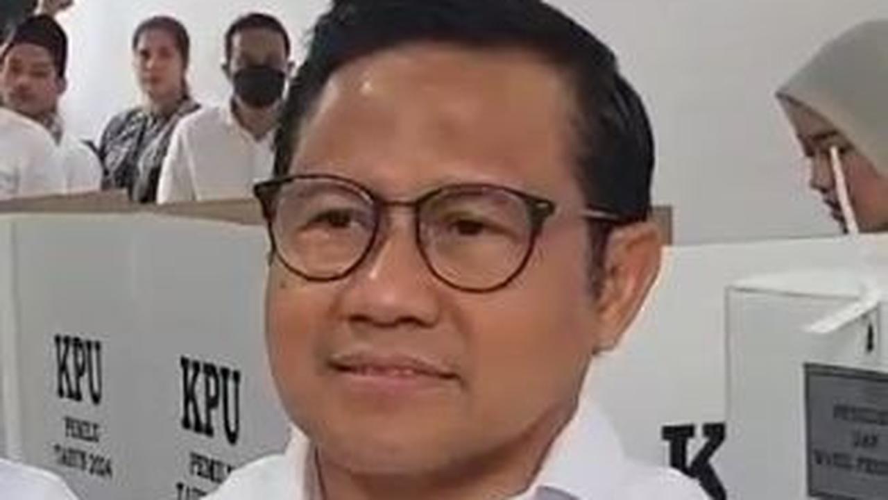 Cak Imin Lega Seusai Mencoblos Bersama Keluarga  di Kemang