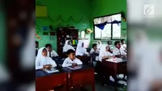 Para warganet terus menunjukkan solidaritas untuk Novel Baswedan. Salah satunya dari para murid SD yang menyanyikan lagu 'Sebelah Mata' dari Efek Rumah Kaca.