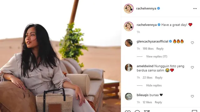 Rachel Vennya berpose di padang pasir Dubai (https://www.instagram.com/p/CPUOLaTFL8S/)