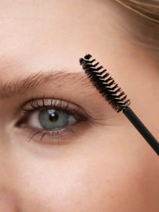 Mempercantik bulu mata