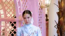 Attire: Benang Jarum, Makeup: Laura Mercier, Hair: Shisheido Professional, Model: Eva from Studio47, Lokasi: Plaza Indonesia.