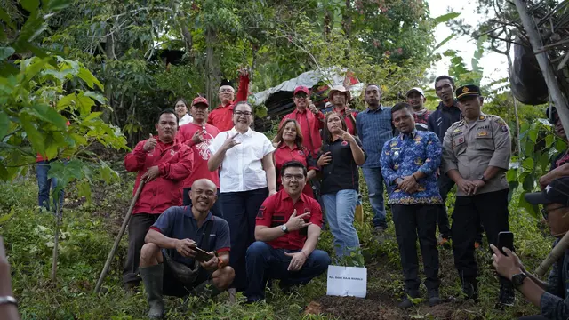 Anggota Komisi VII DPR RI, Bane Raja Manalu