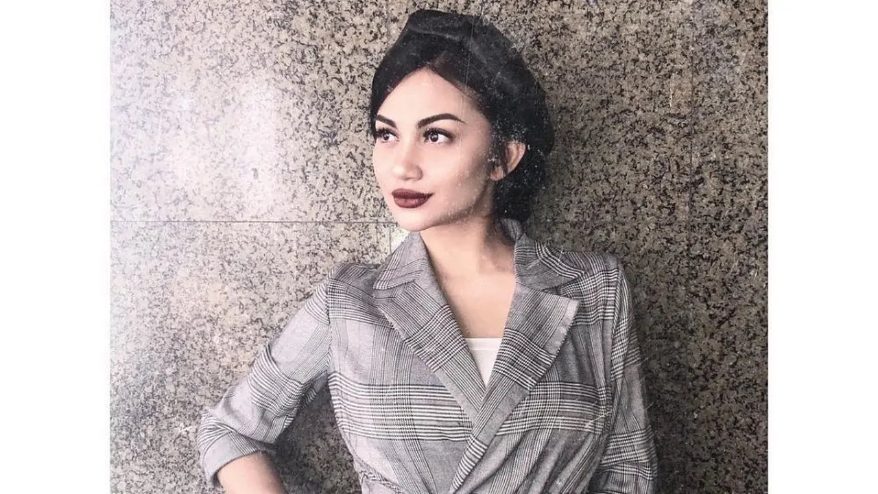 [Fimela] 7 Potret Cantik Ariel Tatum Saat Kenakan Makeup Tebal