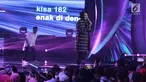 Vokalis dari band Last Child Virgoun menghibur penonton pada malam puncak HUT ke-27 SCTV di Hall D, Jiexpo Kemayoran, Jakarta, Kamis (24/8). Virgoun membawakan lagu andalannya, "Surat Cinta untuk Starla". (Liputan6.com/Herman Zakharia)