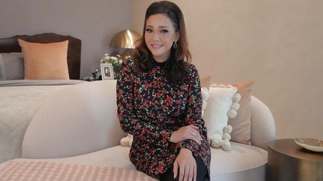 Potret Awet Muda Maia Estianty di Usia 46 Tahun, Dagunya Disebut Makin Lancip