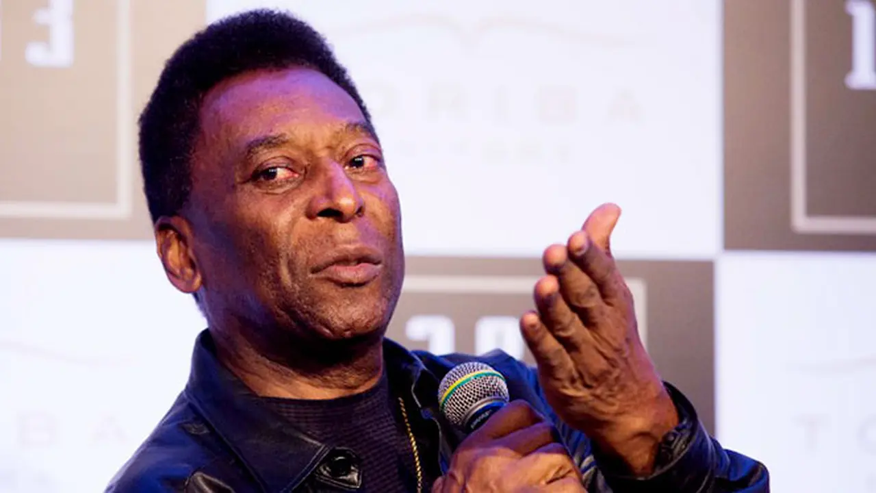 pele-131205b.jpg