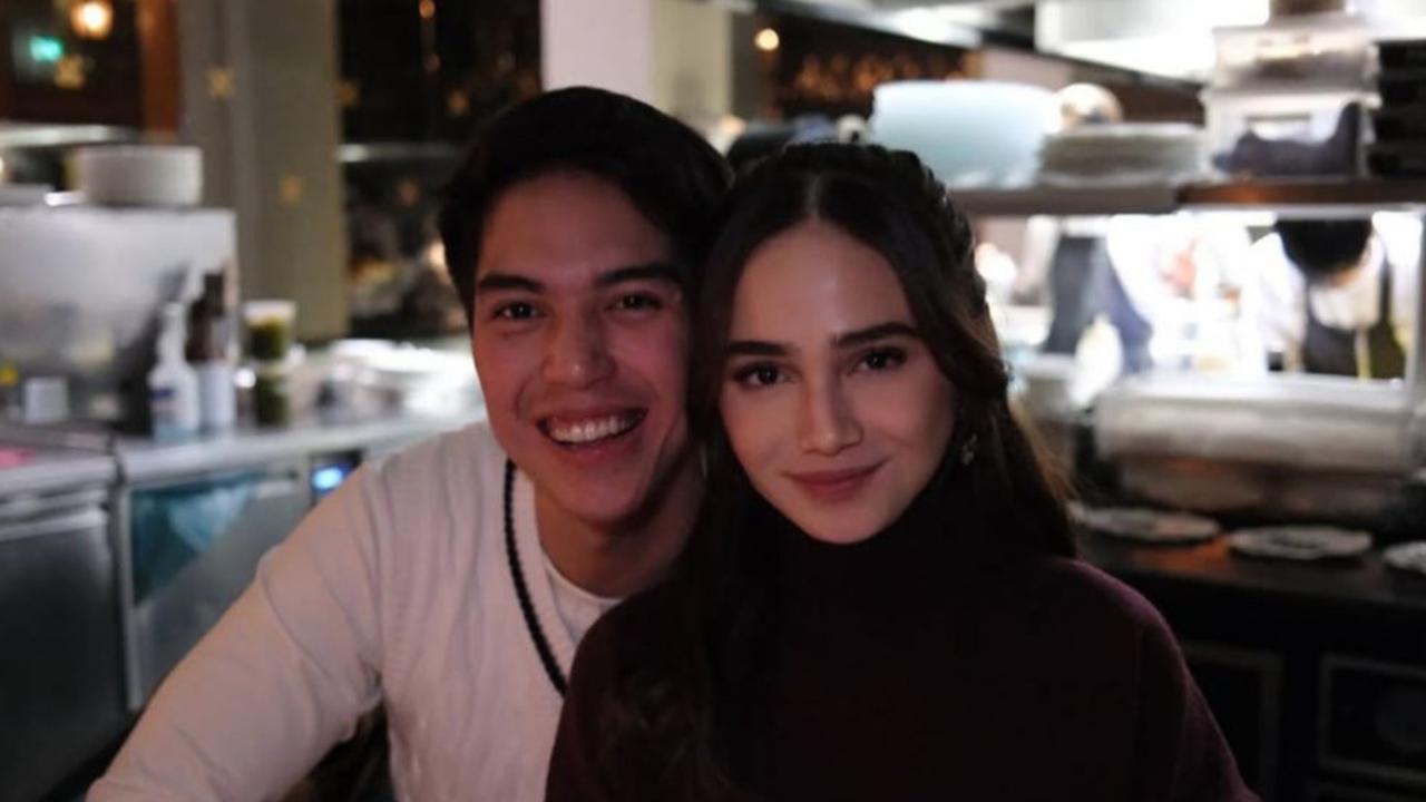 Potret Syifa Hadju dan El Rumi Nikmati Tahun Baru Bersama di Luar Negeri, Makin Lengket dan Didoakan Segera Menikah