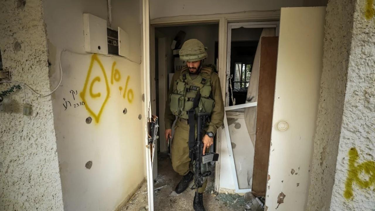 Saat Hamas Serang Israel pada Oktober 2023, Tentara Israel Bunuh Warganya Sendiri yang Sedang Sembunyi di Kamar