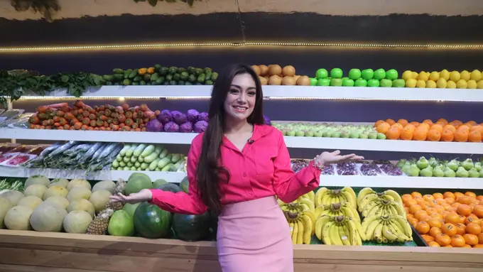 Celine Evangelista jadi store manager (Istimewa)