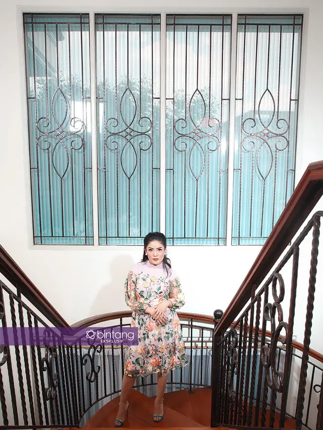 [Bintang] C2 Ekslusif Nindy Ayunda