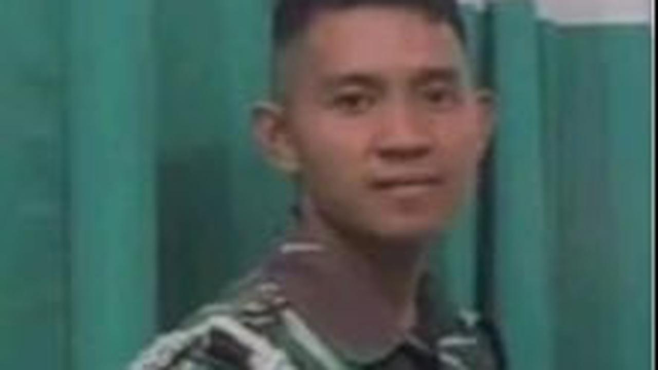 Interaksi keduanya berawal dari kerabat korban, Antonius Paiman Telaumbanua, yang menyatakan ke Serda Pom Adan jika korban ingin menjadi anggota TNI AL.