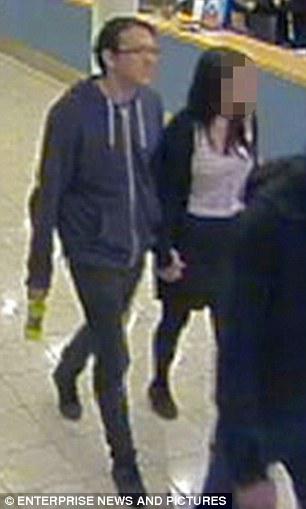 Forrest dan Gemma, keduanya tertangkap kamera CCTV saat penculikan berlangsung | Photo: Copyright daylimail.co.uk