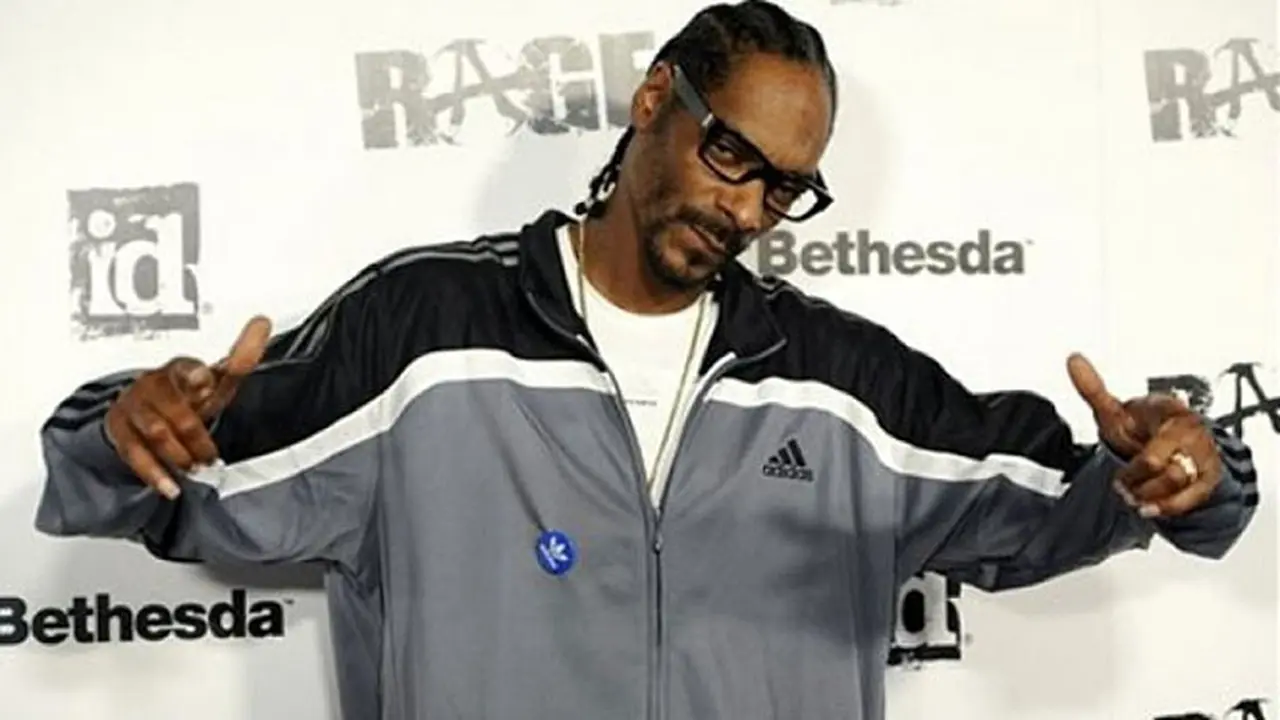 snoop-dogg-131229b.jpg