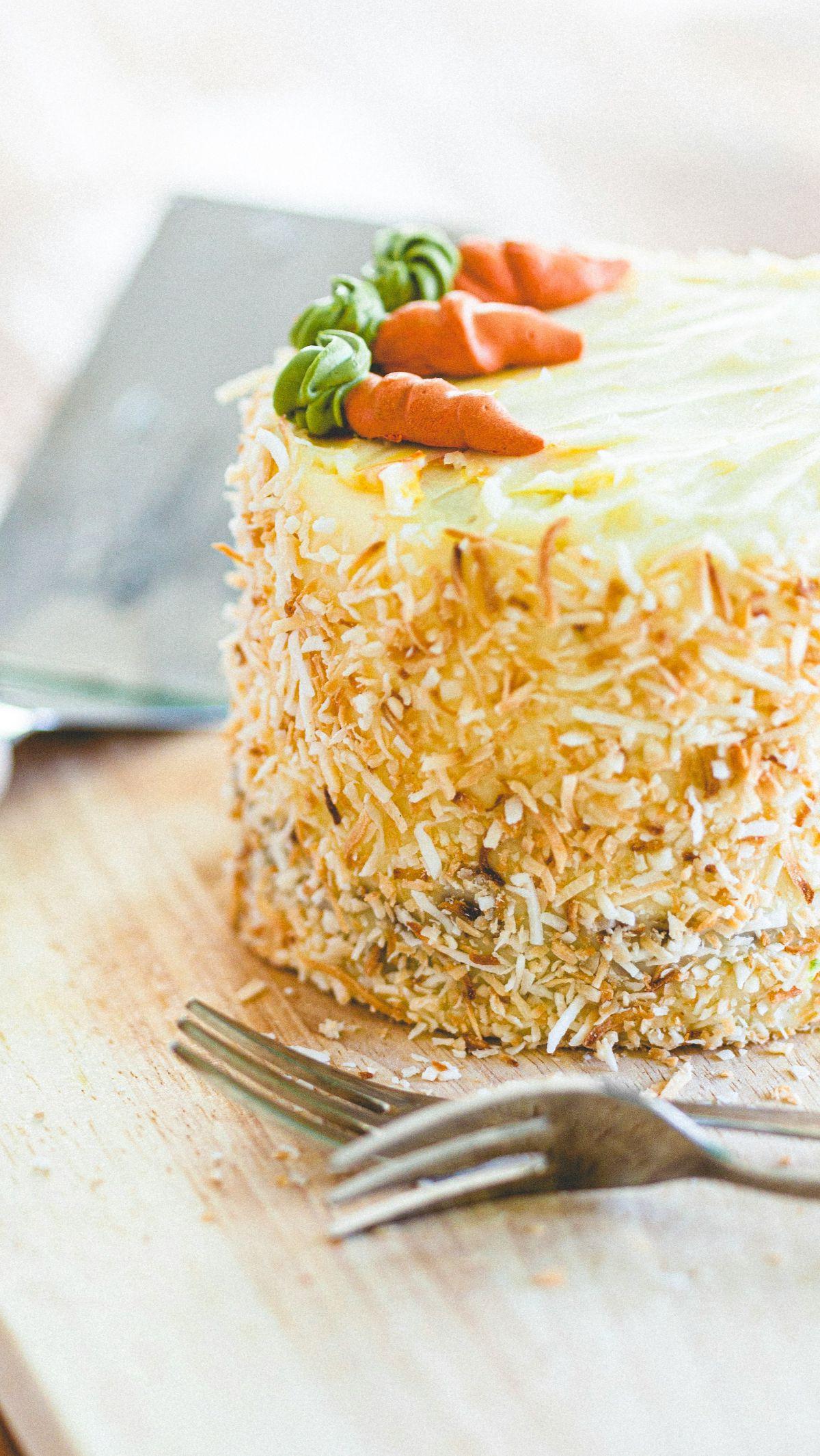<b>4. Cake Wortel</b>