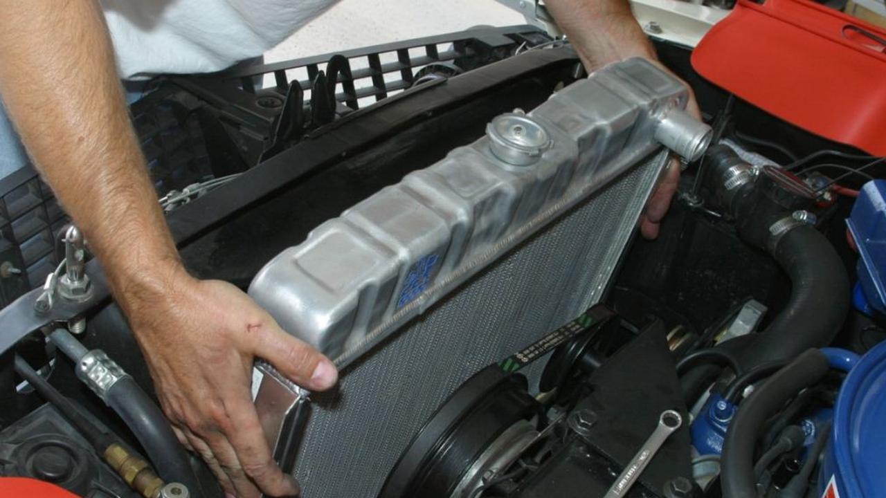 Cara Perawatan Radiator Mobil untuk Kinerja Maksimal