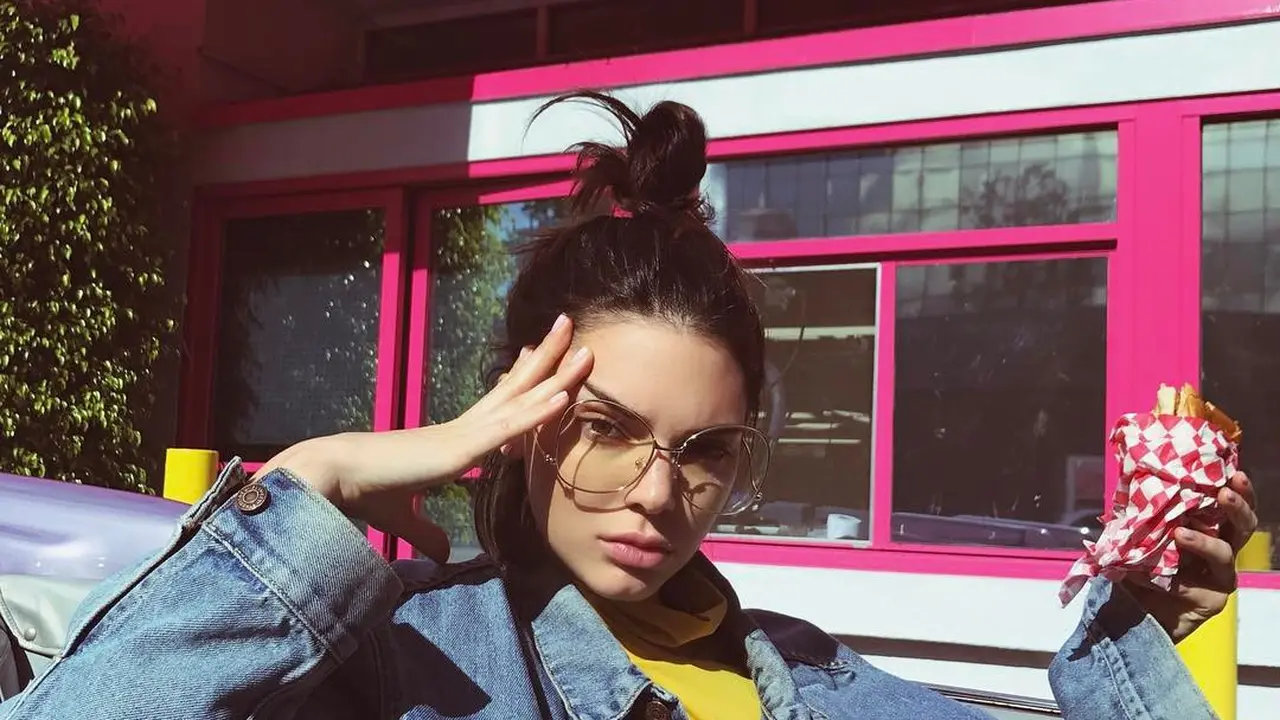 [Bintang] Kendall Jenner