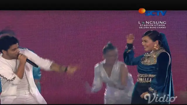 Denada dan Siddharth Slathia