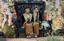 Ngunduh Mantu Al Ghazali, Dewa 19 All Star Manggung Tanpa Once - Panggung Megah Bak Konser