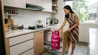 8 Model Dapur dengan Rak Gas Tarik Minimalis, Modern dan Estetik