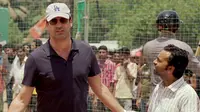 Melihat Kisah Atlet Baseball India di Million Dollar Arm