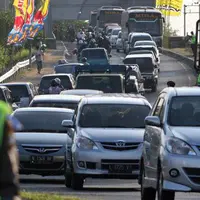 Siap-siap arus balik, nih. Persiapkan diri kamu agar perjalanan tak membosankan.