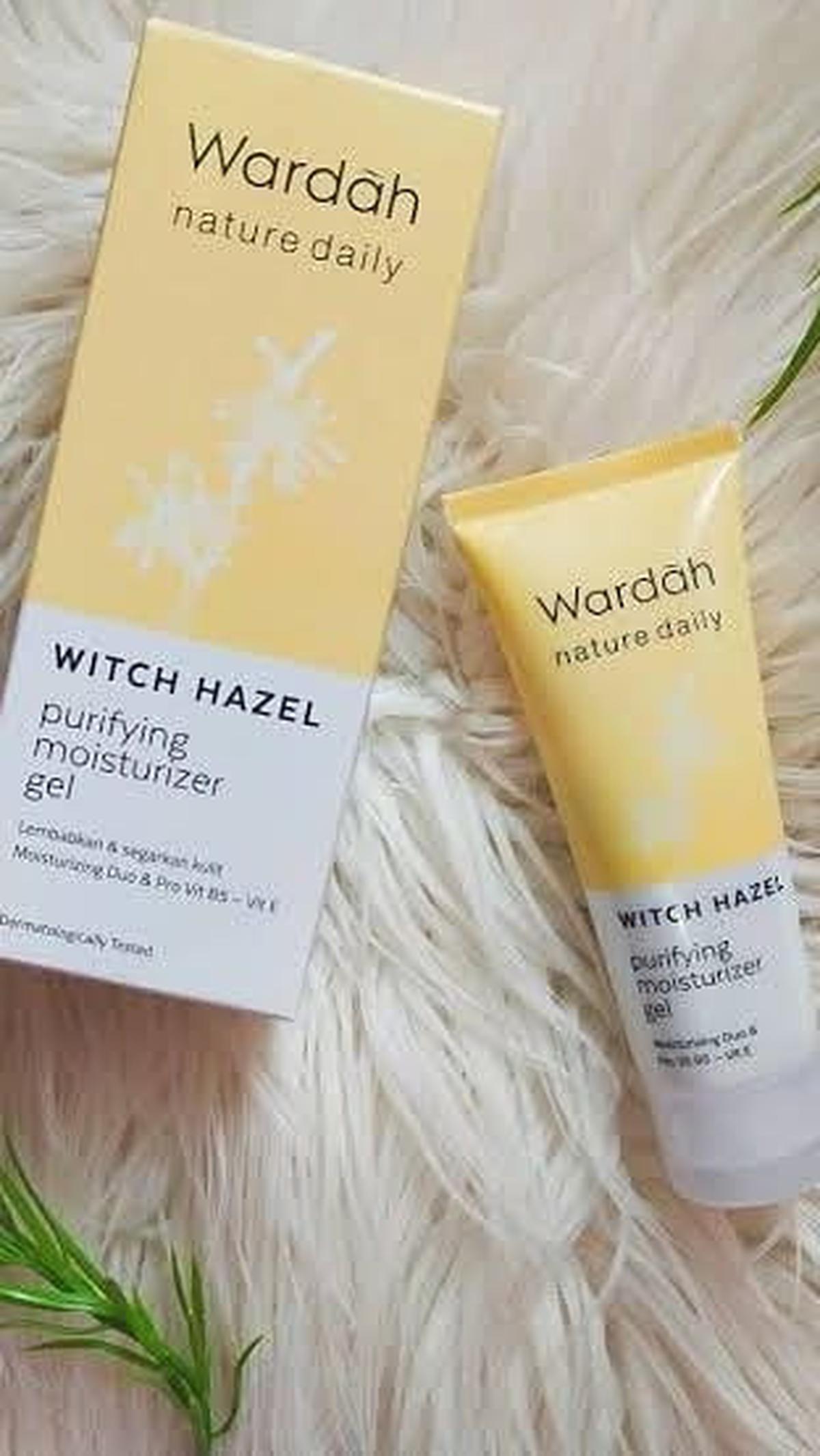3. Wardah Nature Daily Witch Hazel Purifying Moisturizer Gel<br>