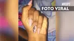 Sekilas tak ada yang aneh pada foto kukunya, hingga netizen menyadari ada hal yang aneh.