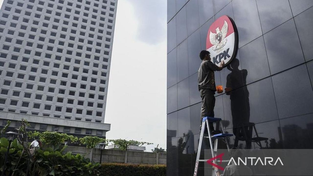 KPK Sita Ratusan Juta Rupiah dari OTT Pegawai Pajak DJP Jakut: Dugaan Suap Pengurangan Nilai Pajak