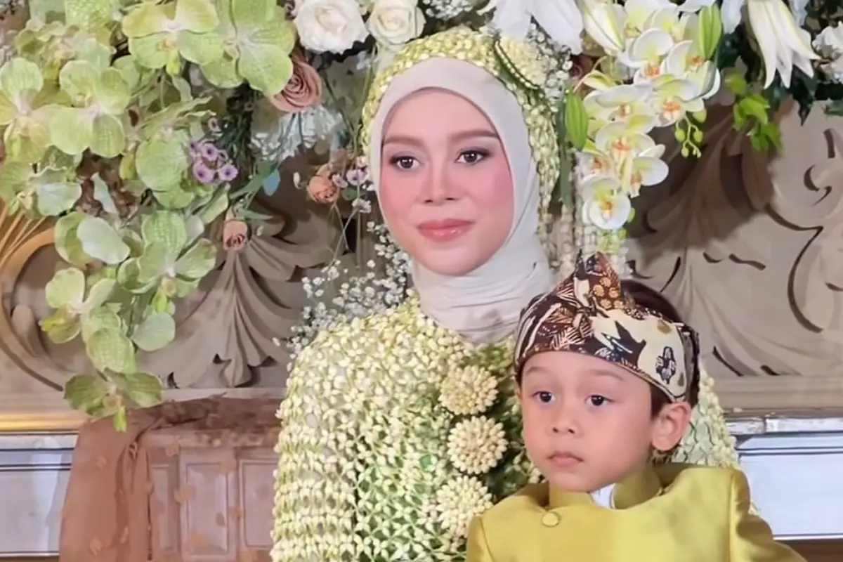 Lesti Kejora saat Tujuh Bulanan Sekaligus Gender Reveal. [@ayungberinda]