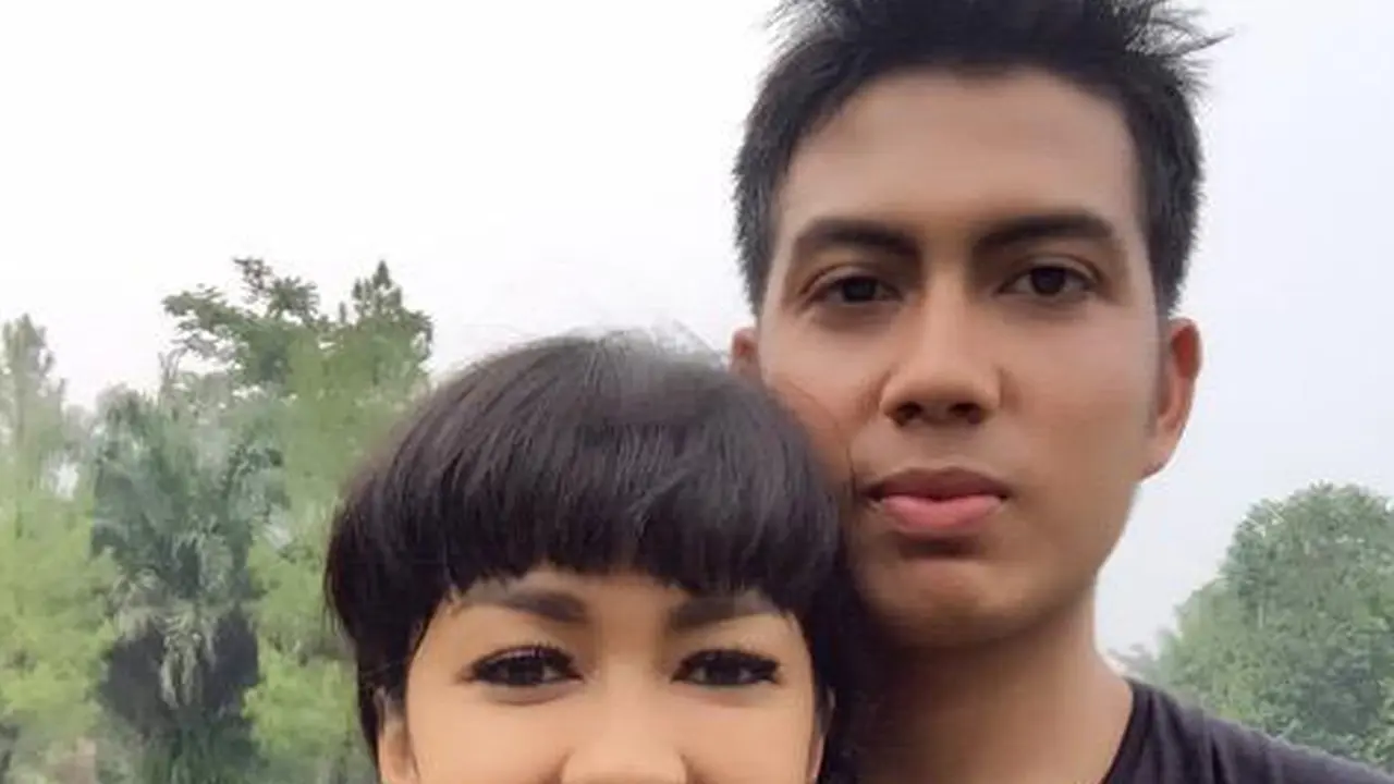 Julia Perez dan Mumu