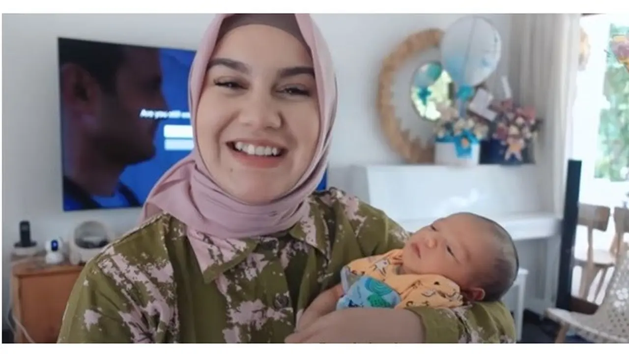 7 Potret Kamar Baby Air Anak Irish Bella dan Ammar Zoni, Bernuansa Biru Putih