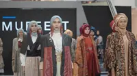 Hasil karya desainer MUFFEST 2021 di Gandaria City Mall Jakarta (dok Muslim Fashion Festival 2021)