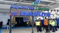 Bandara dengan Terminal Terapung (Floating Airport) pertama di Indonesia dengan mengusung konsep Eco-Green Airport
