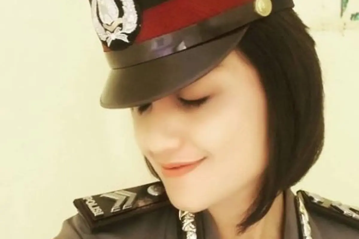 [Bintang] Memiliki Paras Cantik, Polwan yang Satu Ini Kebanjiran Followers