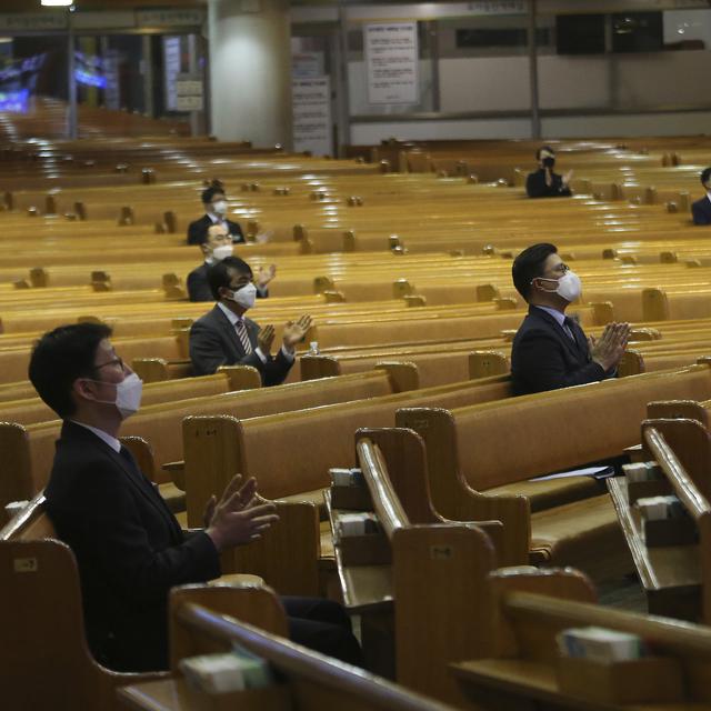 7 Cara Mencegah Penyebaran Virus Corona Covid 19 Di Berbagai Tempat Bola Liputan6 Com