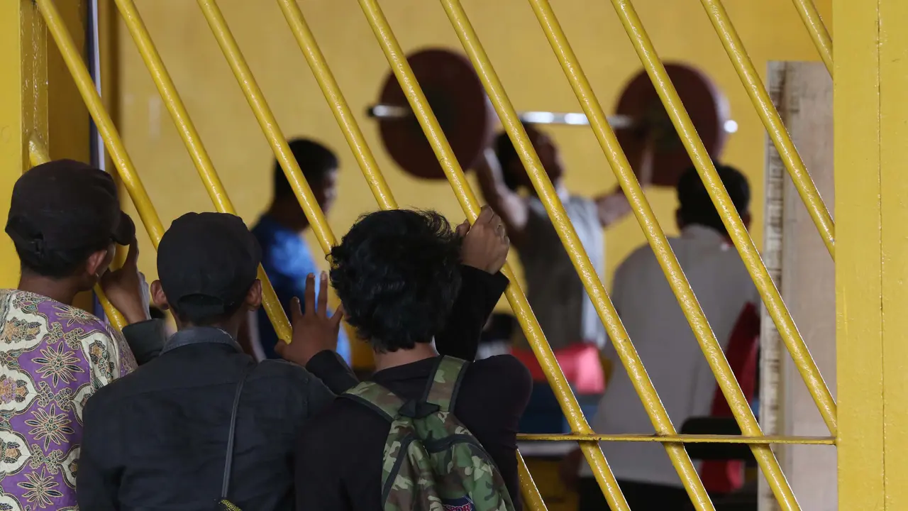 Angkat Besi Indonesia