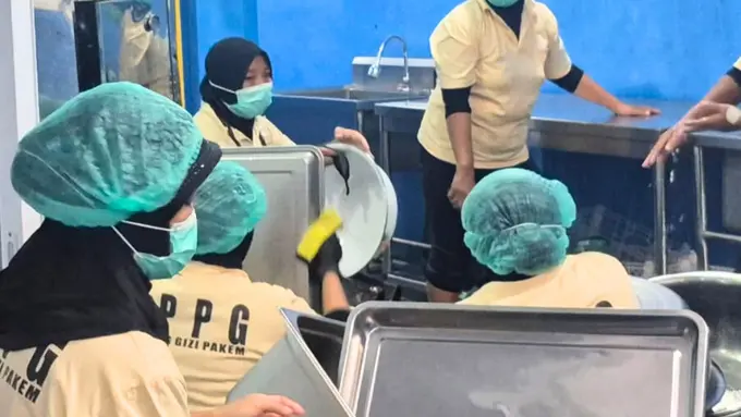 Dua Bulan Mengabdi di Dapur SPPG Sleman, Relawan Temukan Makna Baru dalam Rutinitas
