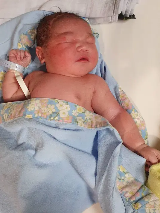 (Instagram/vickyshu)