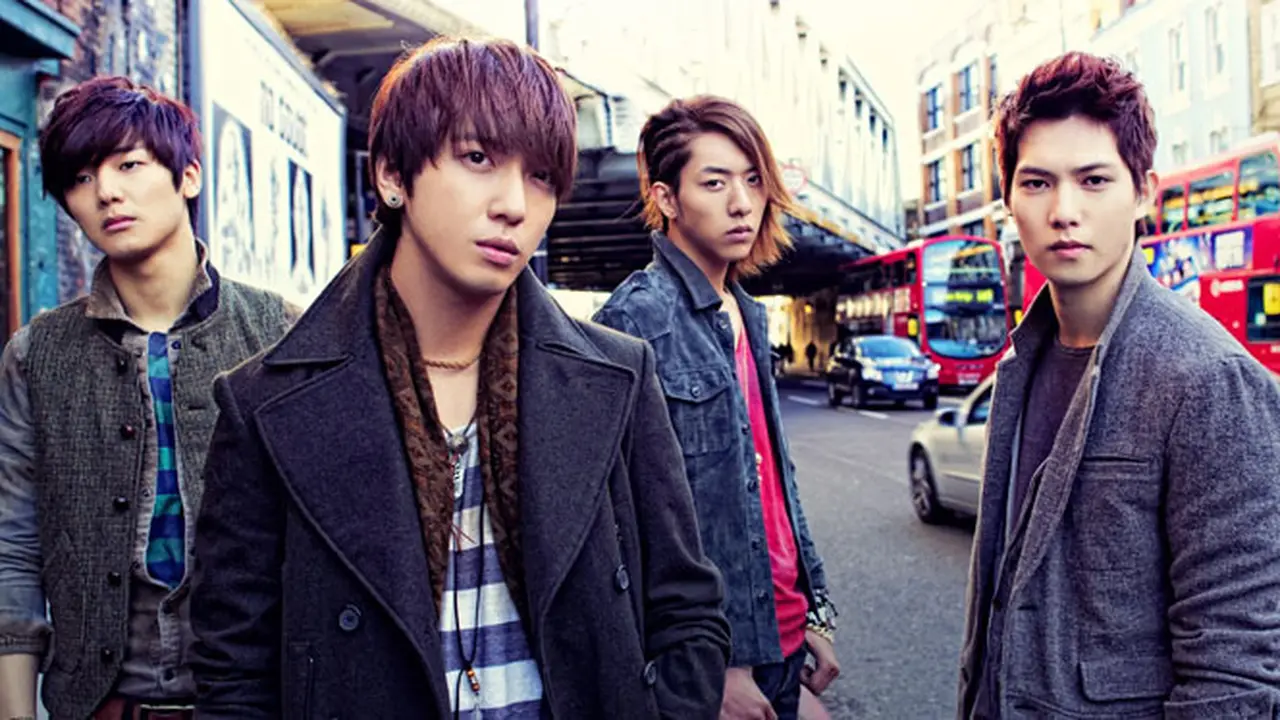 cn-blue-131003b.jpg