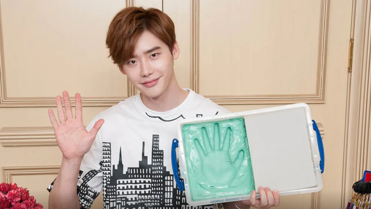 Kisah Lee Jong Suk yang Ternyata Punya Sifat Pemalu