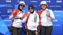 <p>Tim panahan putri Indonesia (dari kiri) Diananda Choirunisa, Syifa Nurafifah Kamal dan Rezza Octavia berpose setelah laga perempatfinal panahan beregu putri Olimpiade Paris 2024 menghadapi China di Invalides Arena, Paris, Minggu (28/7/2024). Indonesia kalah 1-5 dari China. (Dok. NOC Indonesia/Naif Muhammad Al'as)</p>