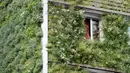 Fasad gedung kantor pusat MA 48 yang rimbun menghijau di Wina, Austria, 22 Juli 2020. Fasad kantor ini dilapisi tanaman hijau, yang memiliki efek membentuk iklim mikro, melindungi rangka bangunan dari hujan dan tumpukan kotoran, melindungi dari kebisingan, dan menyejukkan. (Xinhua/Guo Chen)