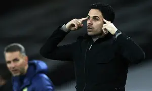 Rekor Mikel Arteta saat menghadapi Manchester City terbilang buruk. Ia hanya menang 1 kali, tidak pernah imbang dan 4 kali menderita kekalahan. (Foto: AFP/Adrian Dennis)