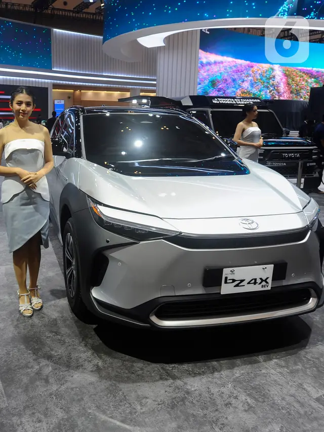 beragam mobil listrik dalam GIIAS 2023