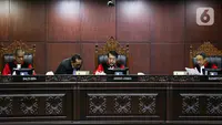 Dalam putusan ini, ada dua Hakim Konstitusi yang memiliki pendapat berbeda. (Liputan6.com/Faizal Fanani)
