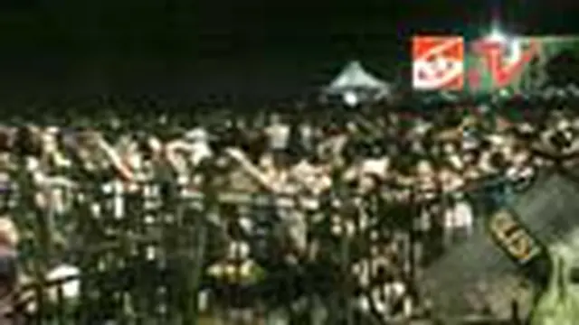 Ricuh, Konser Bondan Prakoso Dihentikan