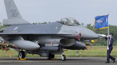 Taiwan Kerahkan Jet Tempur F-16 Baru untuk Hadapi Ancaman China
